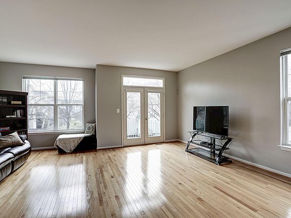Main Level living room