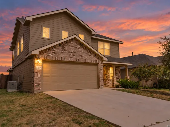 5407 CHAMPS ELYSEES, St Hedwig, TX 78152