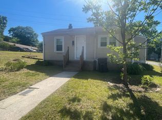 430 S Rhyne St, Dallas, NC 28034