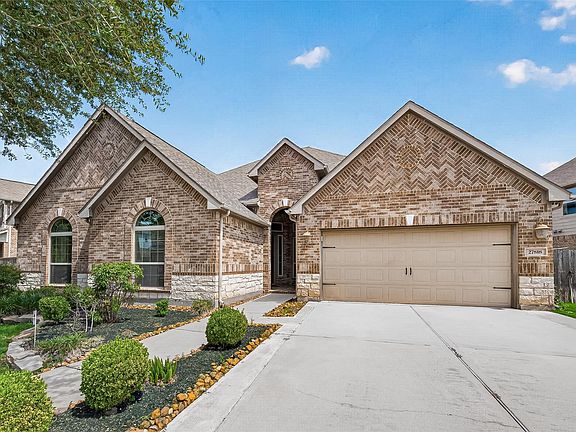 4th image of 27818 Tamara Branch Ln