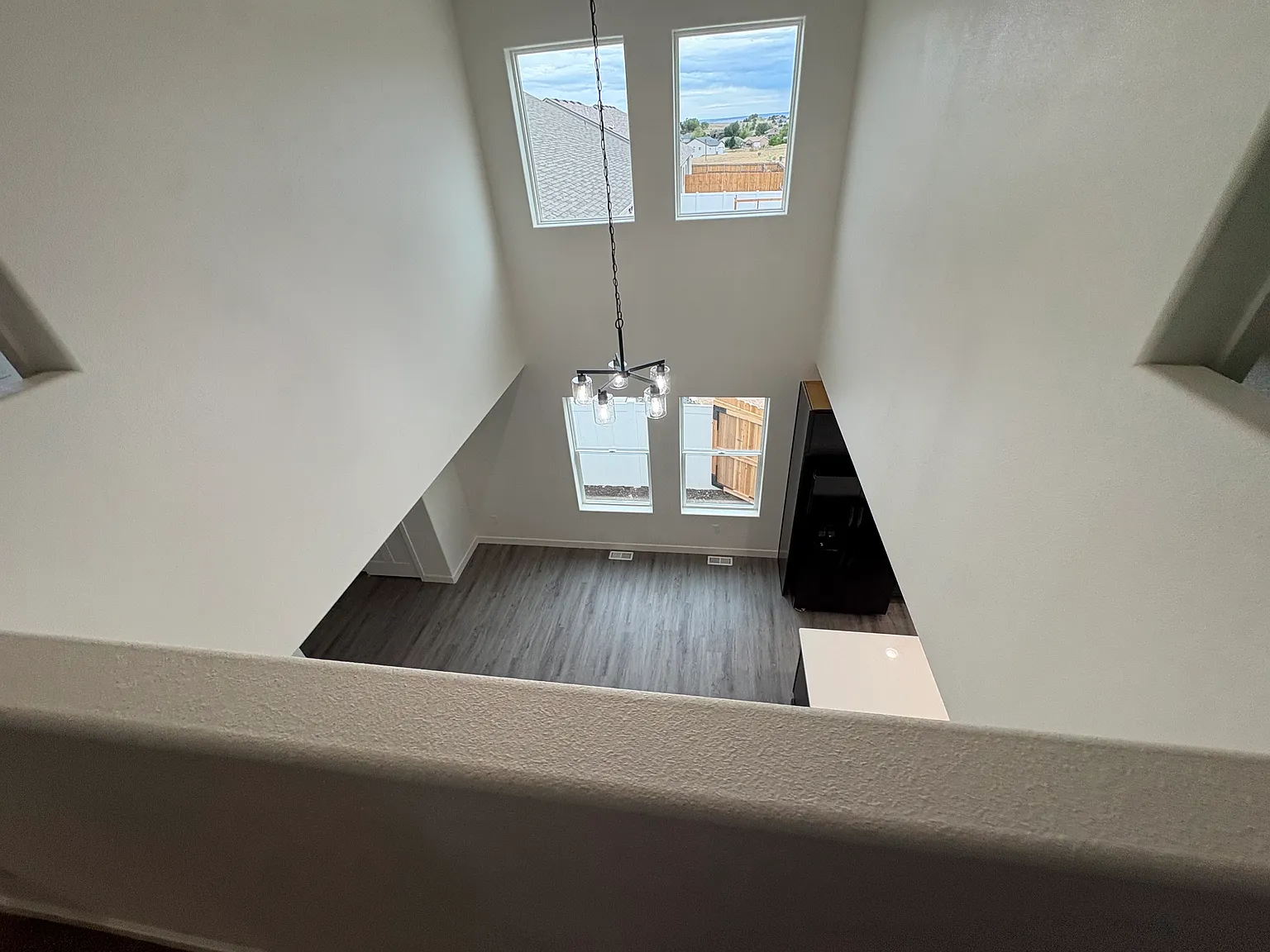 3 bed, 1622 sqft, $2,490 — Photo 3