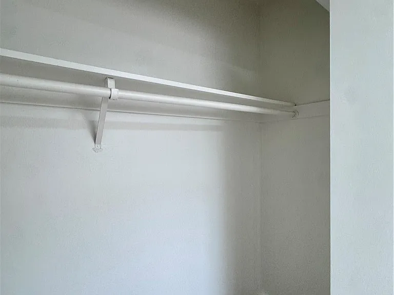 2615 Curtis Ave #B — Photo 41