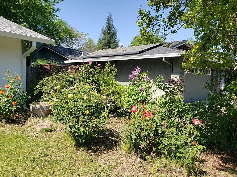 Silverbell Rd — Photo 20