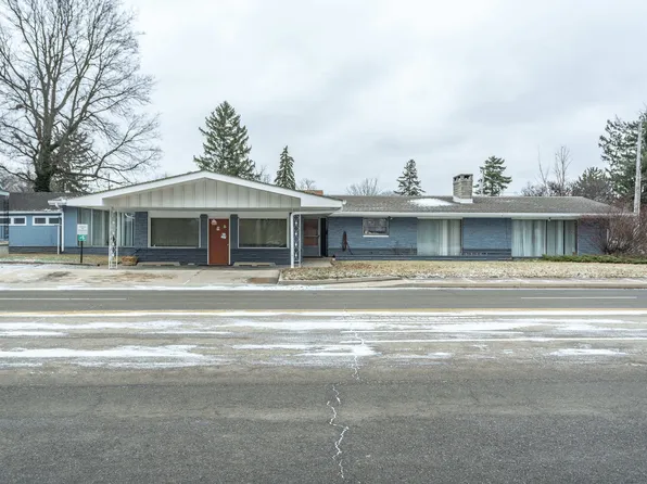 225 College Dr, Anderson, IN 46012