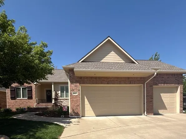 2037 N Paddock Green Ct, Wichita, KS 67206