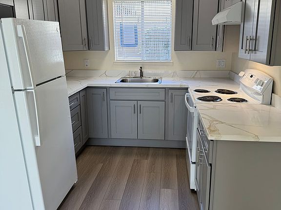 5th image of 19 Lunsford Dr #13