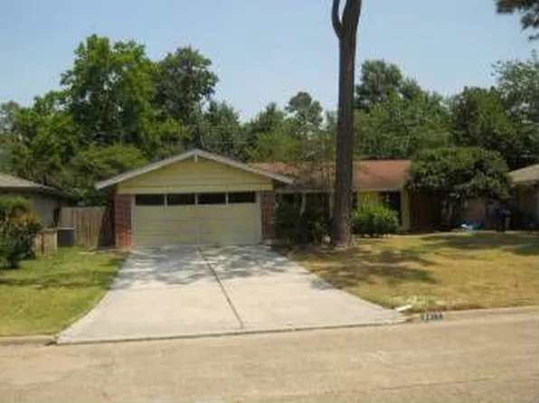 4411 Chestergate Dr, Spring, TX 77373