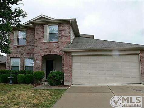 2nd image of 2824 Bluffs Ct