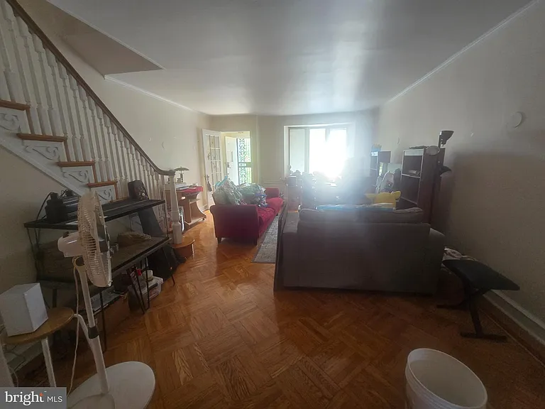 6665 Sprague St — Photo 4