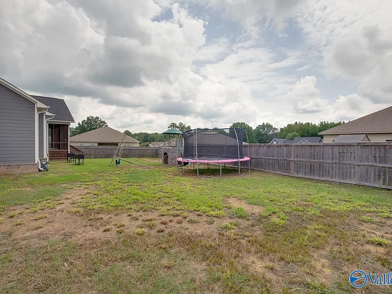 1837 Saddle Trace Ln — Photo 28