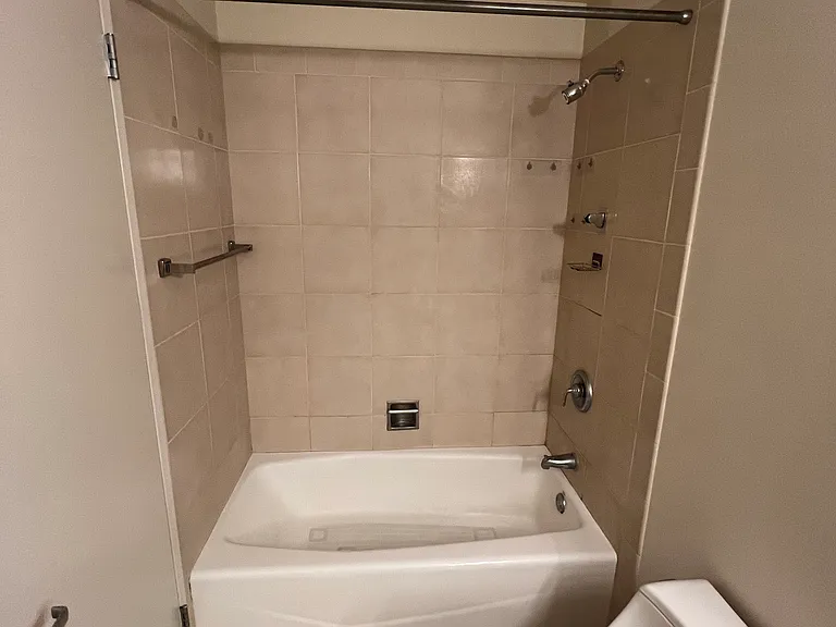 512 N McClurg Ct #909 — Photo 9