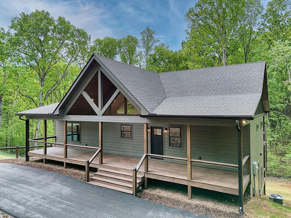 1st image of 1685 Stonebrook Dr