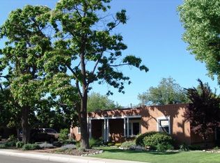1520 San Carlos Dr SW, Albuquerque, NM 87104