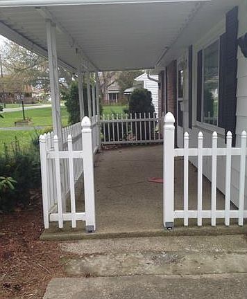 3rd image of 157 Melbourne Ave