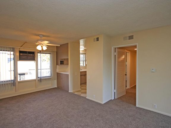 5th image of 1540 Laurel St #6