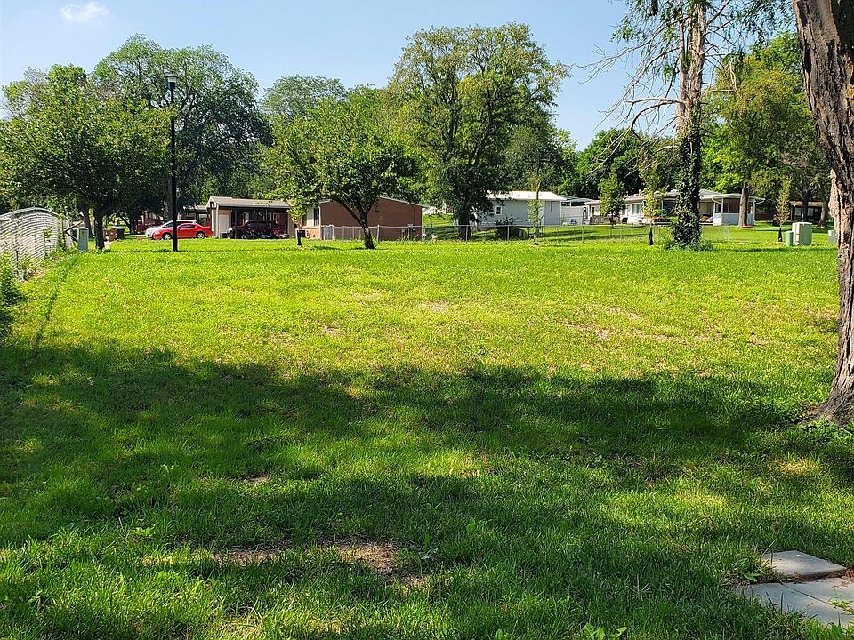2nd image of 5107 W McGuire Rd