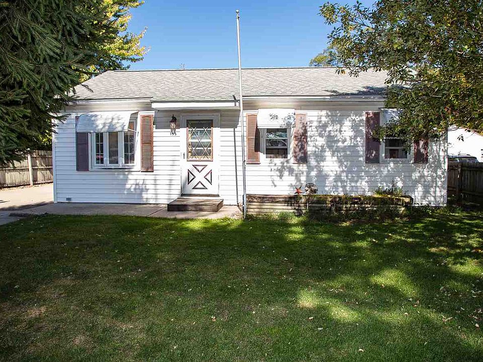 1st image of 155 Michigan Dr