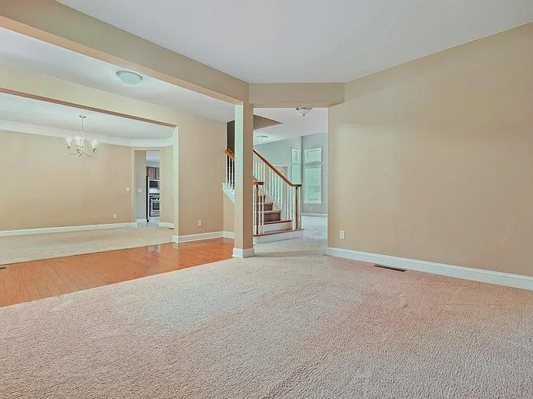 1010 Chelsey Way — Photo 25