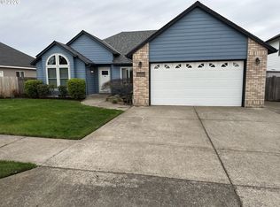 1716 SE 10th Pl, Canby, OR