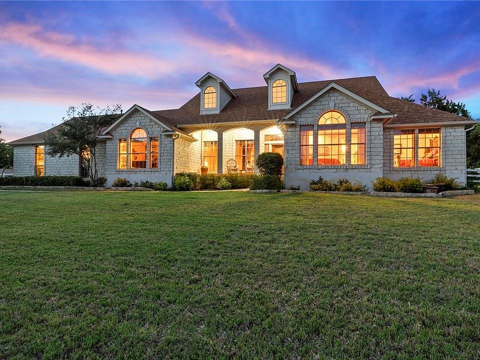 1st image of 406 Winchester Dr
