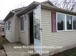 5096 Harding St, Dearborn Heights, MI 48125