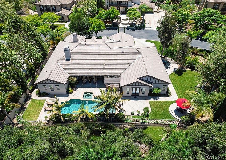 1st image of 2854 Venezia Ct