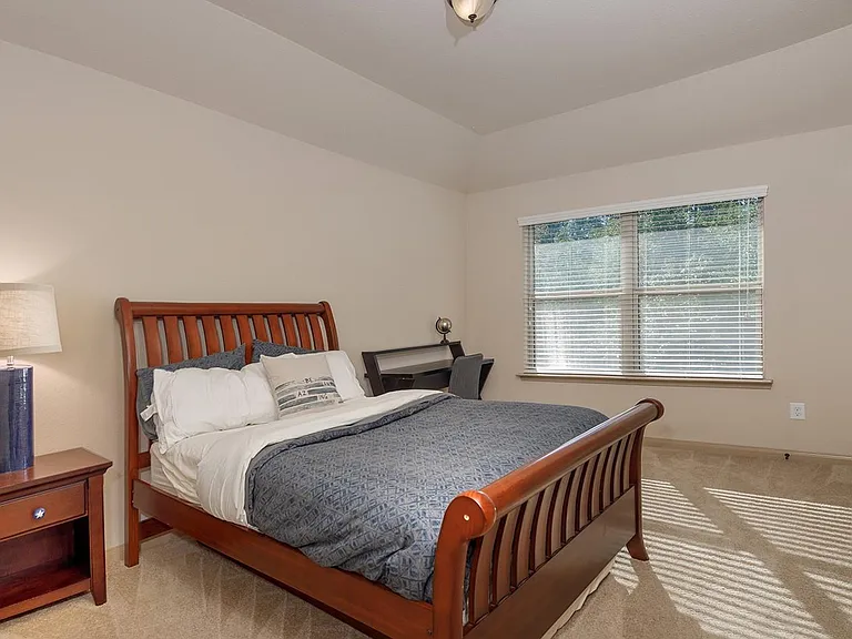 222 Hawkhurst Ct — Photo 20