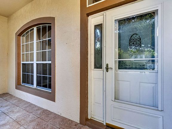 4th image of 2998 W Beaumont Ln