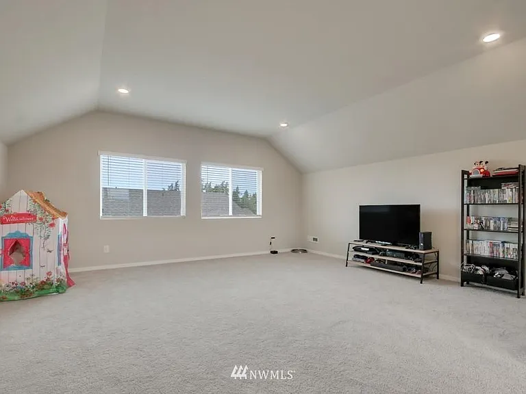 10525 185th Street Ct E — Photo 22
