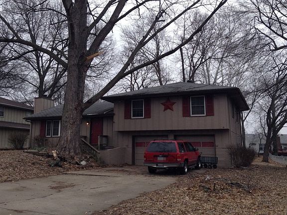 3rd image of 8815 Glenwood Ave