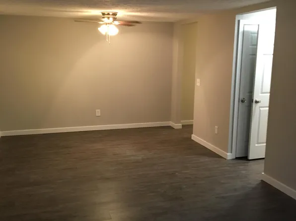 988 Wadsworth Rd APT 3, Medina, OH 44256