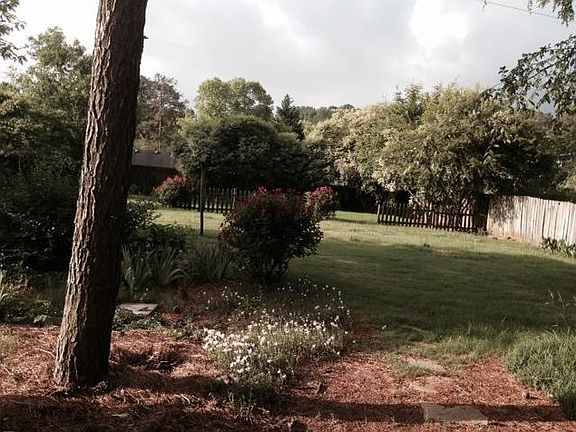 3rd image of 790 Meadowsong Cir