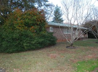 115 Wood St, Cornelia, GA 30531