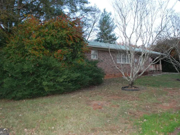 115 Wood St, Cornelia, GA 30531