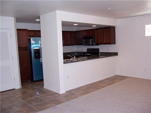 4th image of 16021 N 30th St Unit 125