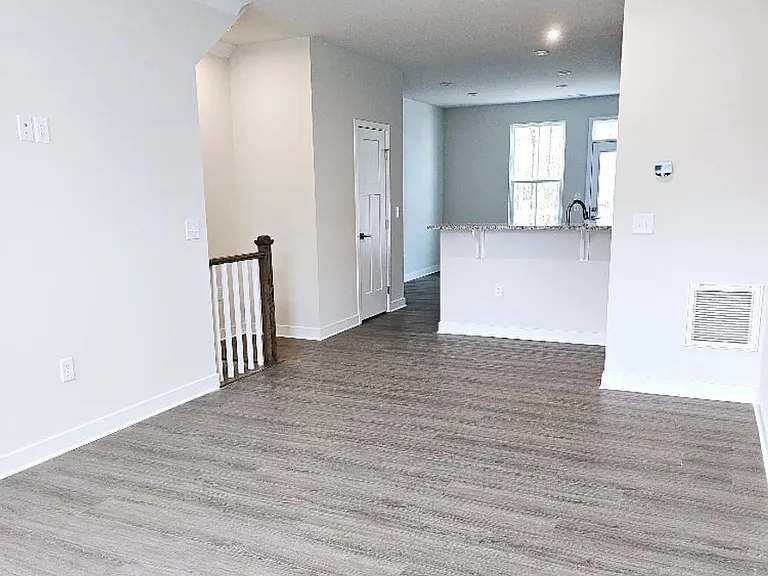 303 Golan Cir #B — Photo 19
