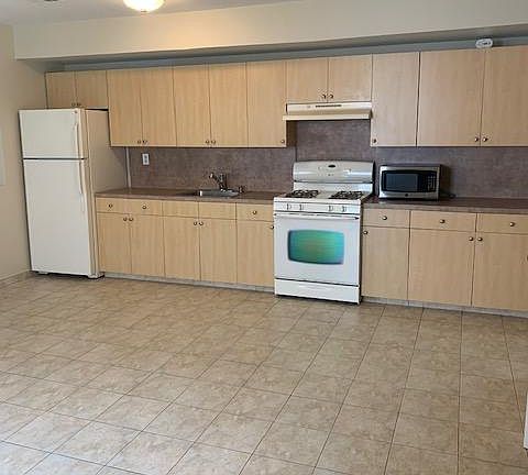 3rd image of 11 Herrick Ave #2