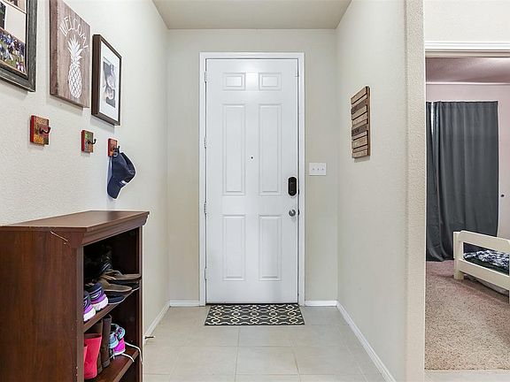 3rd image of 3412 Oceanview Dr