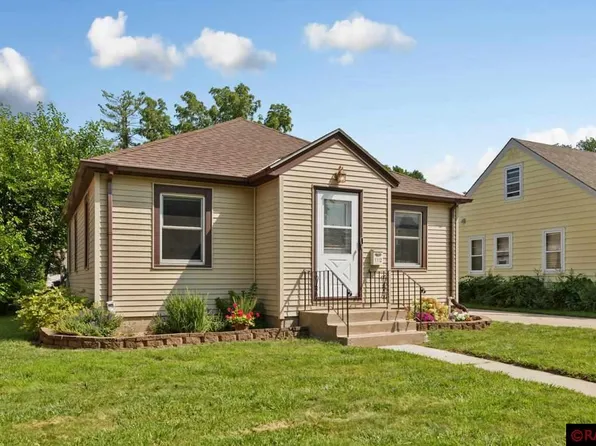 1112 Marsh St, Mankato, MN 56001