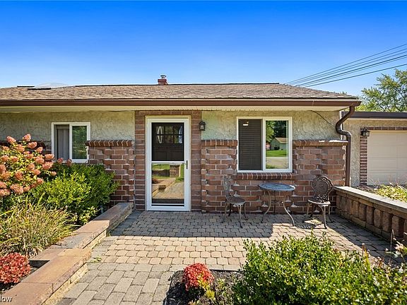 5th image of 2117 Pinewood Dr