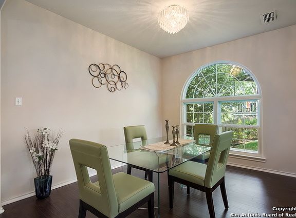 5th image of 12802 Vidorra Circle Dr