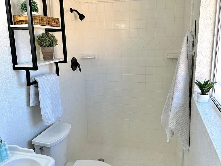 8256 E Holly St — Photo 6