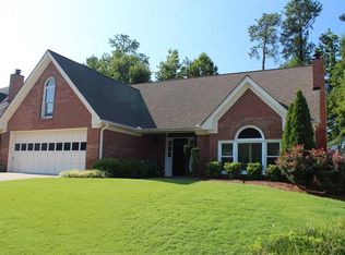 290 Shelli Ln, Roswell, GA 30075