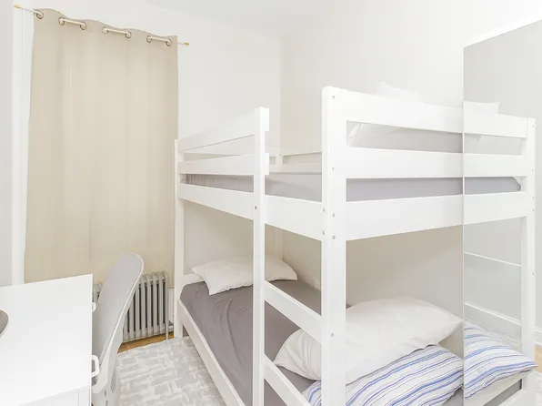 517 79th Street image 16 of 37