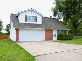 1710 Ashwood Dr, Rolla, MO 65401