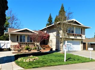 8218 Garry Oak Dr, Citrus Heights, CA