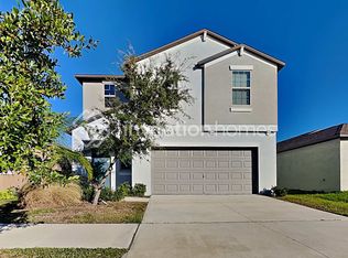 15614 Greenleaf Bay St, Sun City Center, FL 33573