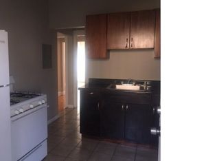 818 E Marquette Rd, Chicago, IL 60637