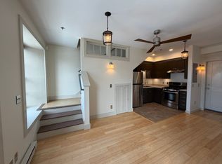166 Battery St #1, Burlington, VT 05401