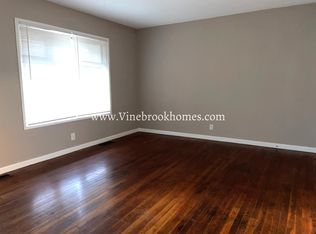 1927 Hudson Rd, Saint Louis, MO 63136